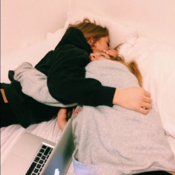 Meet your Posher, Enya - Picture 1 of 1